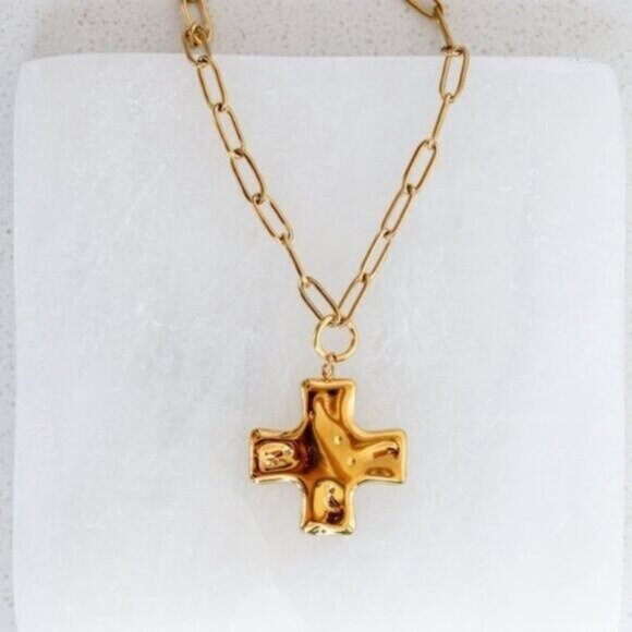 Cross Pendant Necklace Waterproof Chunky Gold Cross Necklace Layering Necklace - Picture 12 of 12